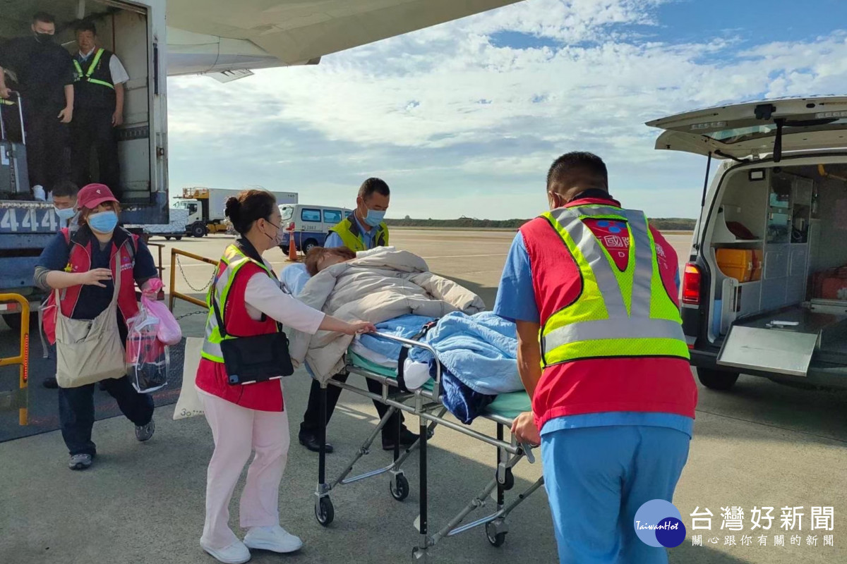 健康護航旅程 聯新國際醫院新書分享實用旅遊醫學資訊