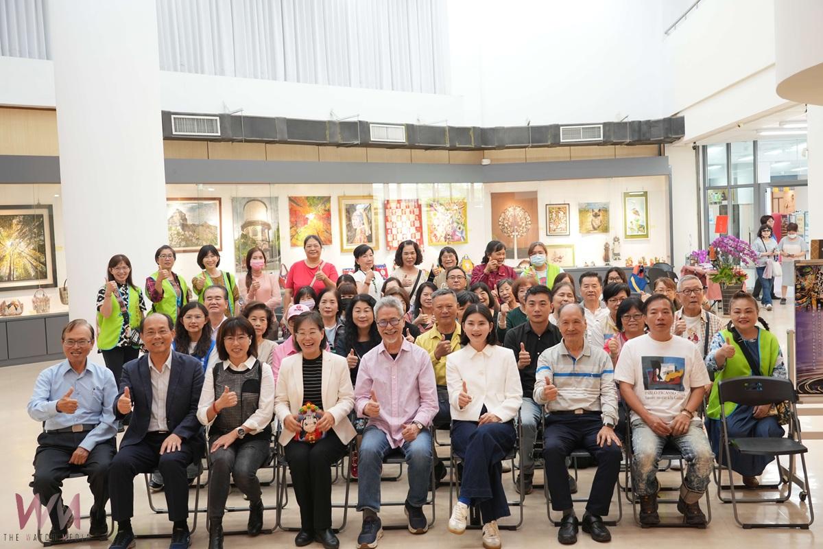 「藝境~周秀惠師生拼布巡迴展」即日起至20日於文觀處展覽館展出 展出60件布畫與70件布包