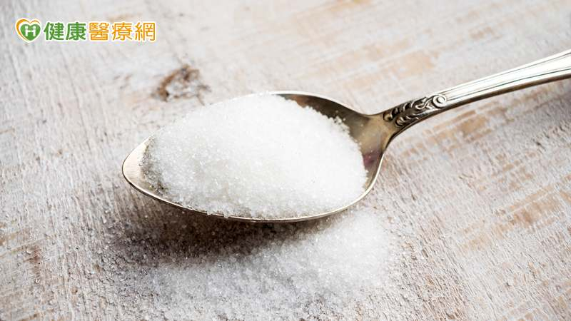 怕胖改喝「零卡飲料」可能越喝越胖!研究:1人工甜味劑讓人食慾大增