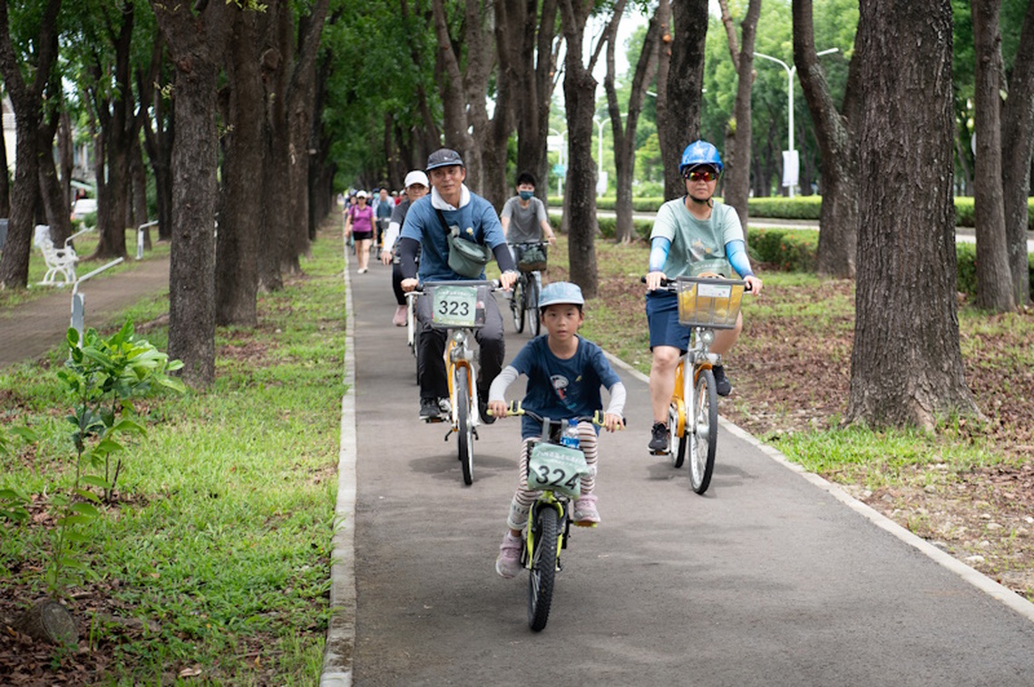「最嘉拍檔」大白熊x爽爽貓聯手出擊 2025嘉義「來嘉BIKE訪」熱騎開跑
