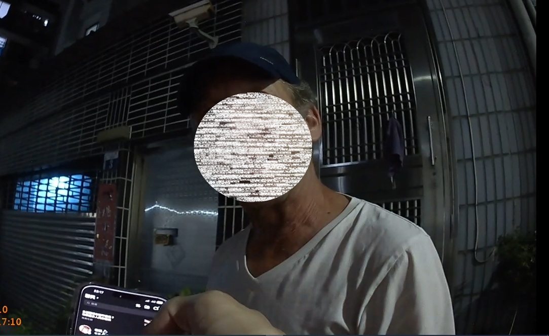 ▲圖說：老外酒後騎單車拒絕酒測，還推「需載送小孩上學」當藉口，員警依法開罰4,800元 （圖／台中市政府 提供）