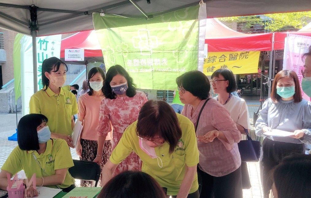 打造前瞻性職涯資源平台!67家醫療機構進駐徵才 中臺科大校園博覽會登場 - https://www.watchmedia01.com