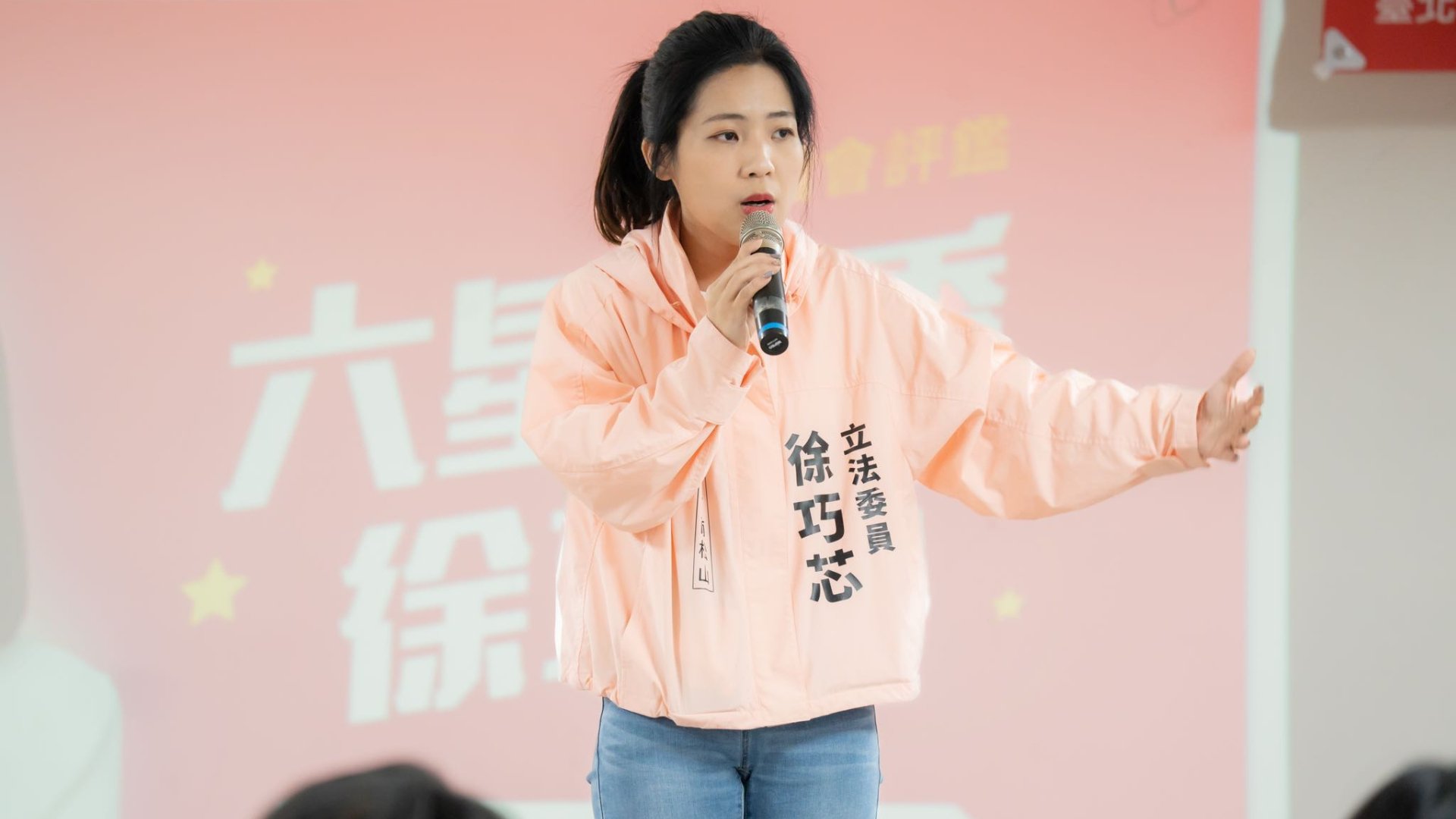 國民黨立委徐巧芯9日爆料國安會秘書長吳釗燮一名「何姓助理」是共諜。翻攝徐巧芯臉書