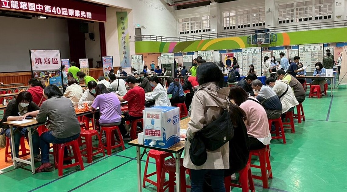 高雄徵才活動設就業獎勵諮詢專區 助力三族群找頭路重返職場