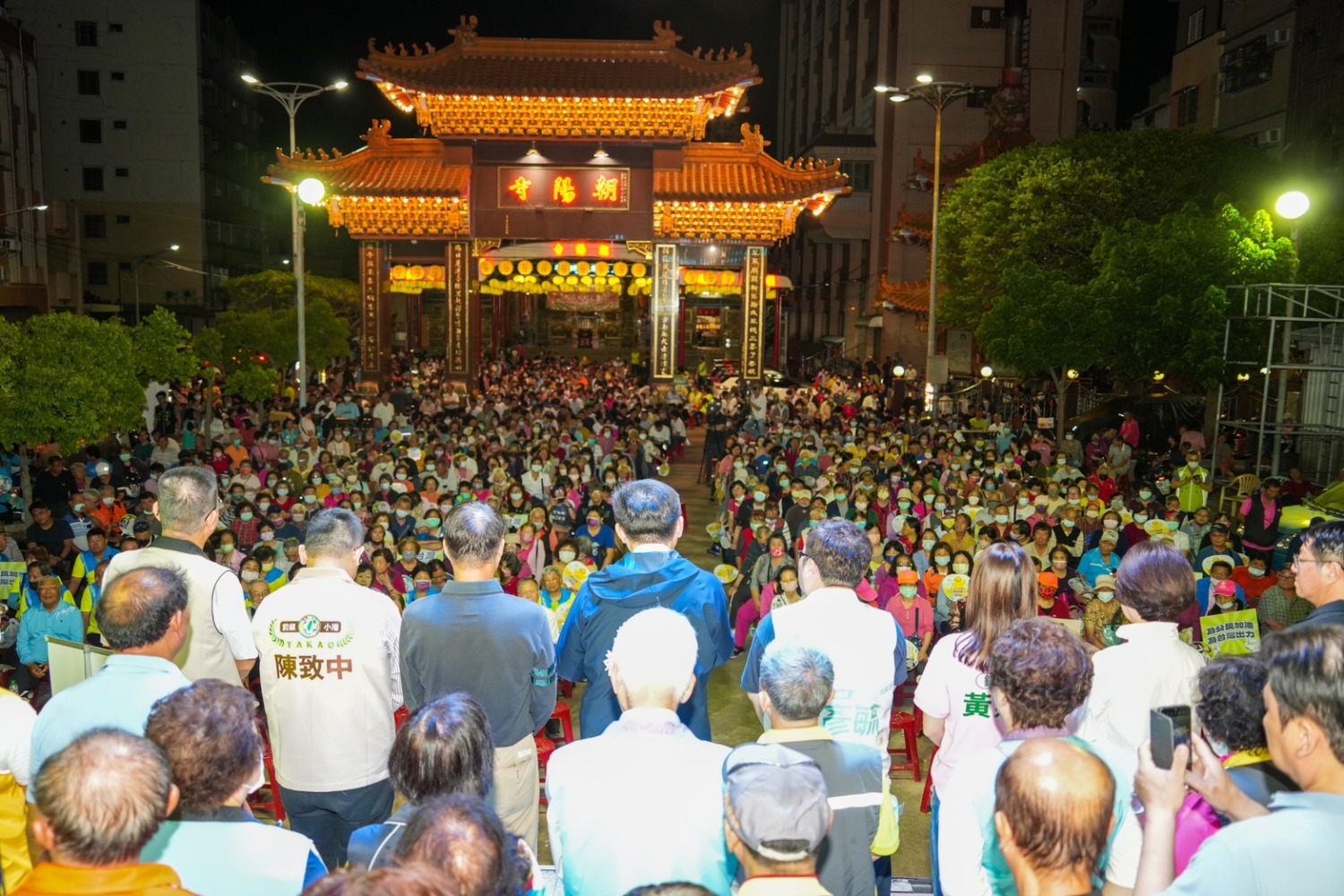 挺台灣顧高雄，大罷免大成功！賴瑞隆前鎮小港旗津2000人熱烈參與支持
