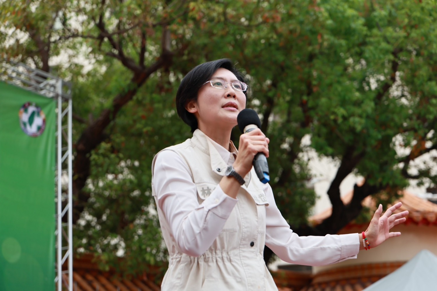 龍成宫前逾兩千人力挺 林岱樺：中央地方齊心，守護高雄產業，面對關稅挑戰