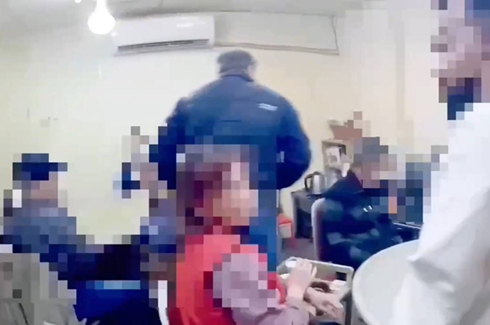 住家藏四色牌賭場 頻送便當聲浪吵雜露餡警逮11人 200 cnews204250412a03