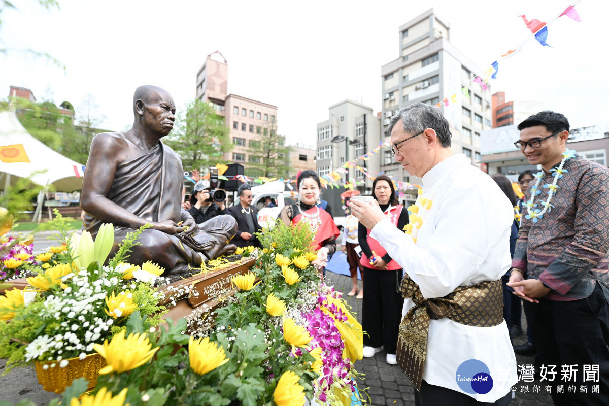 王副市長為震災地區祈福。