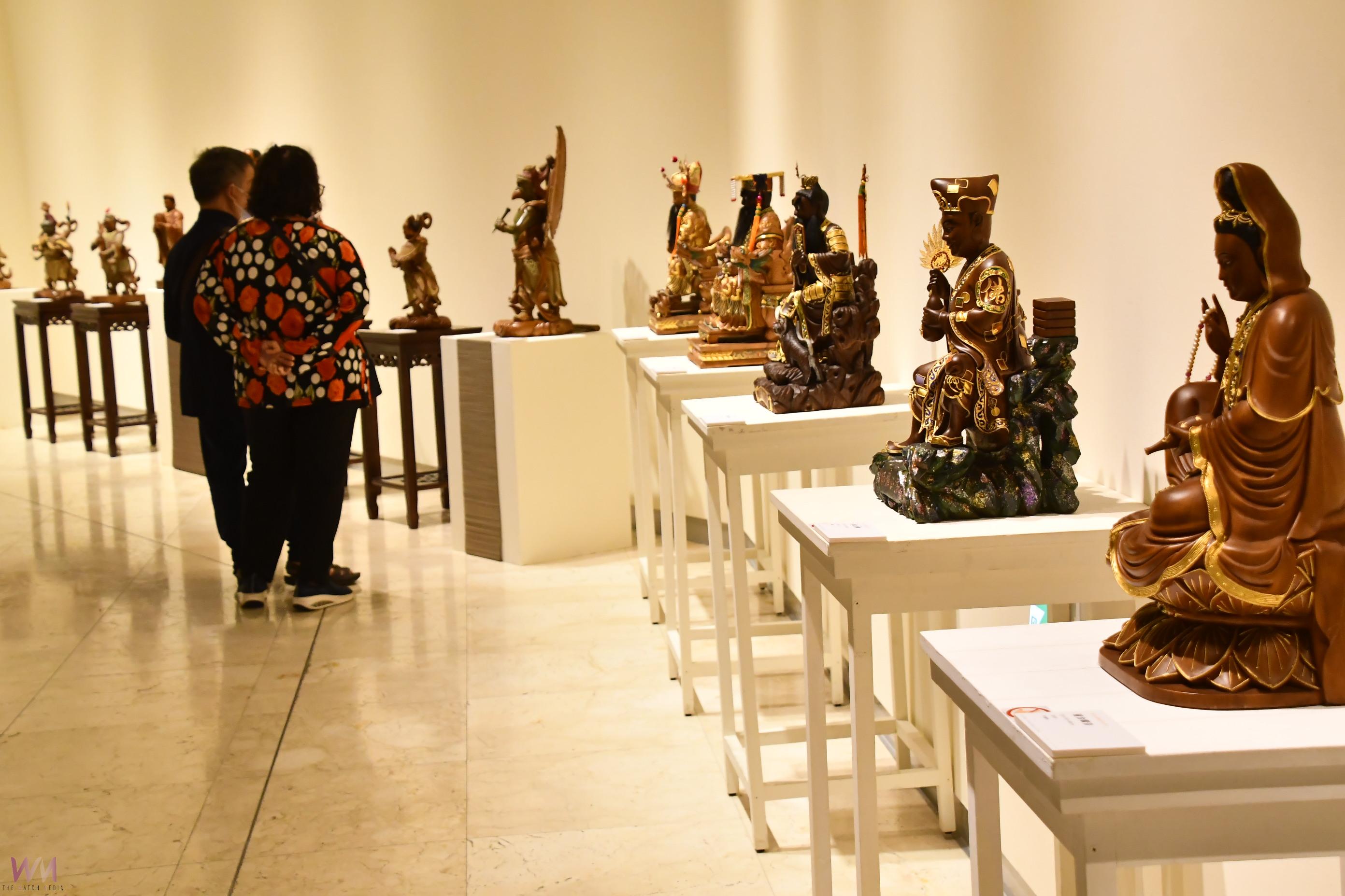 (有影片)/工藝達人柯錦中 60大壽辦展秀創意 創作從傳統神像到紙帽 - https://www.watchmedia01.com