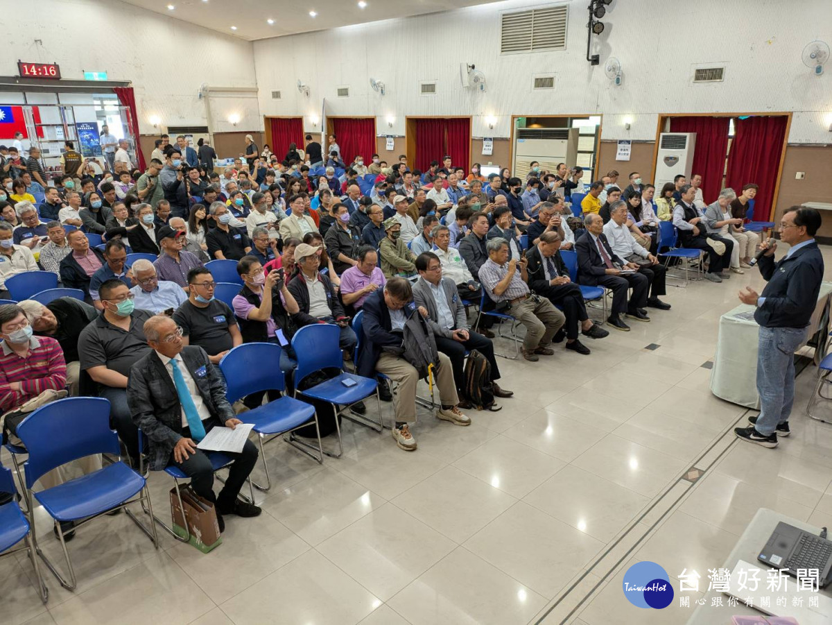 全彰化縣首場的無人機論壇彰化市熱烈登場。圖/記者鄧富珍攝