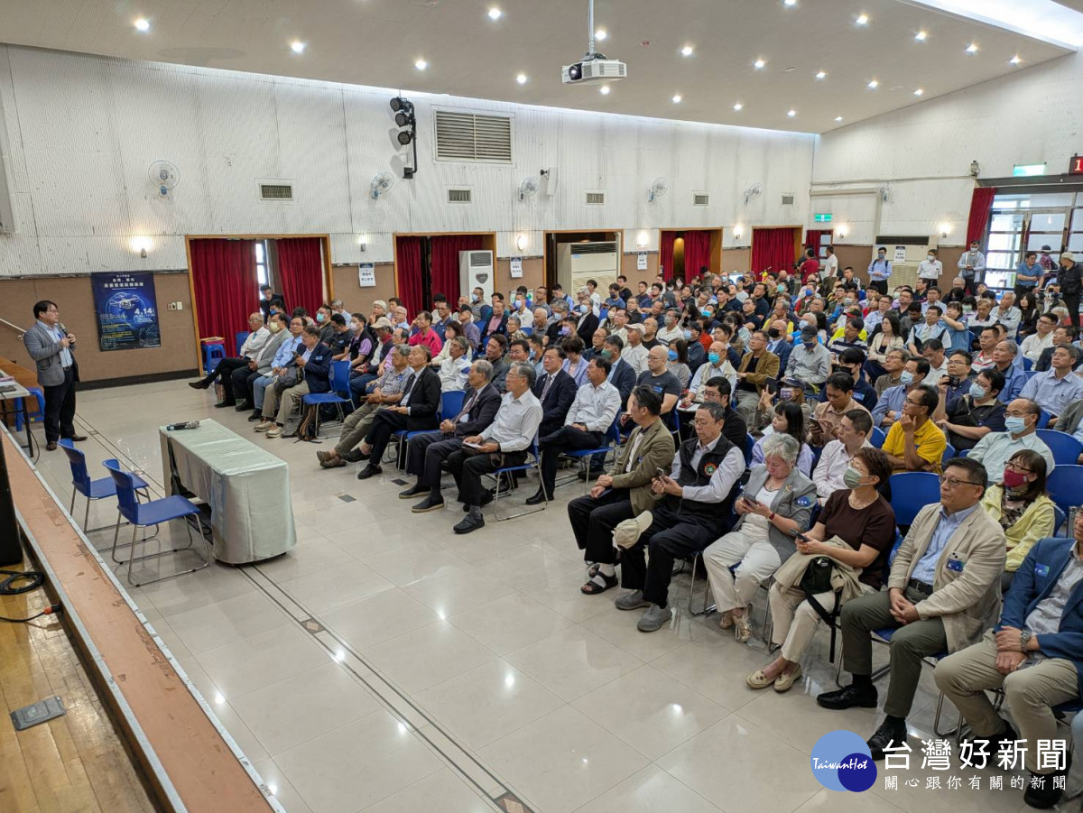全彰化縣首場的無人機論壇,彰化市熱烈登場。圖/記者鄧富珍翻攝