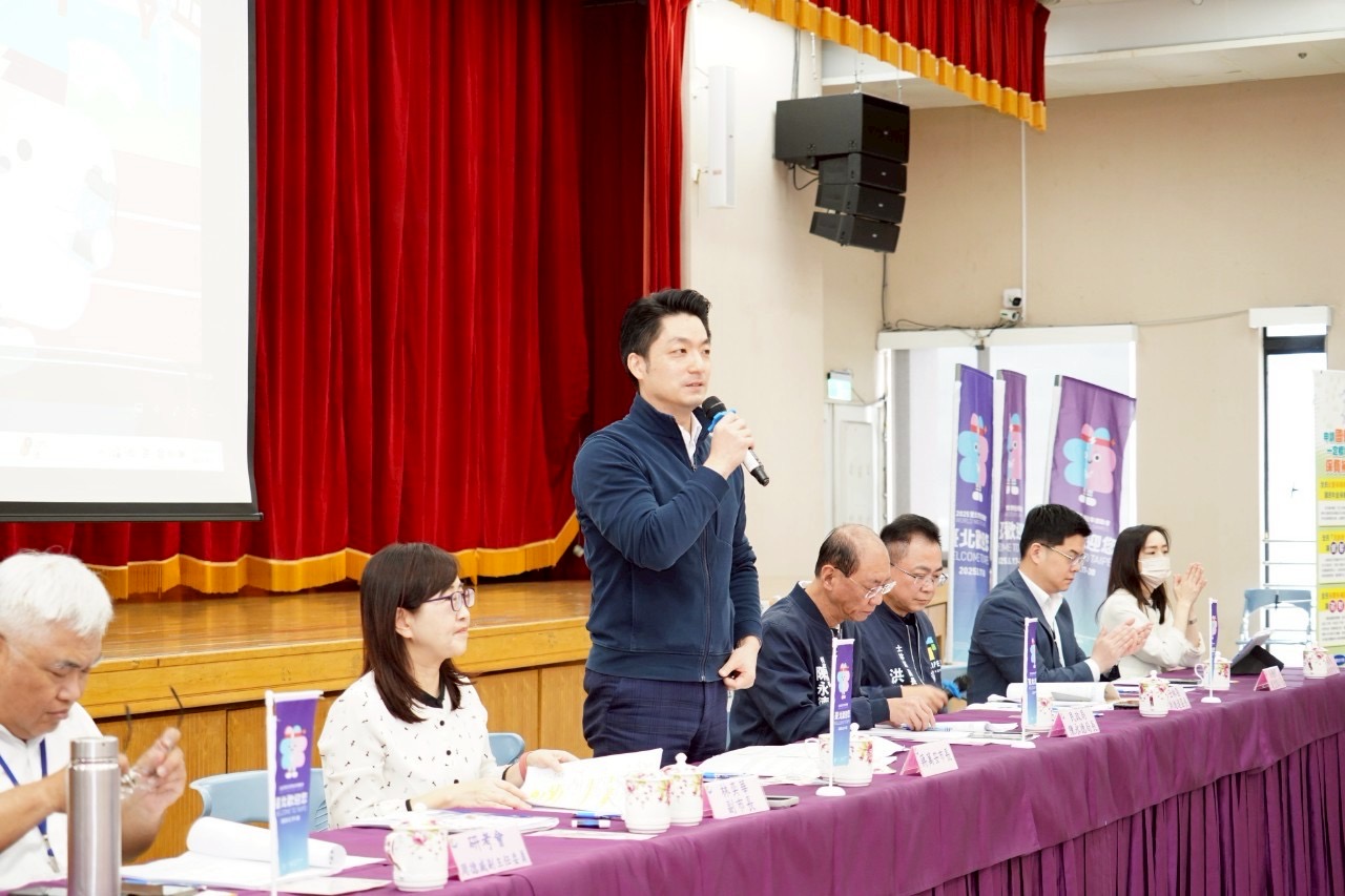 民進黨稱選錯人關稅145% 蔣萬安籲:不應製造對立、內耗 240 民進黨稱選錯人關稅145% 蔣萬安籲:不應製造對立、內耗 239