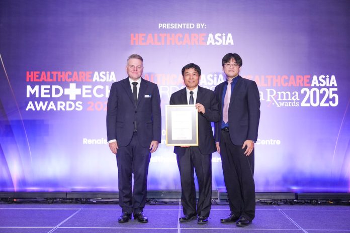 林口長庚「微菌叢植入治療」成果亮眼 獲國際大獎肯定 71 2025 HealthCare Asia 1 scaled