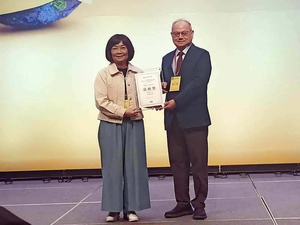 深耕在地關懷弱勢    龍華科大榮獲《遠見》USR社會責任獎