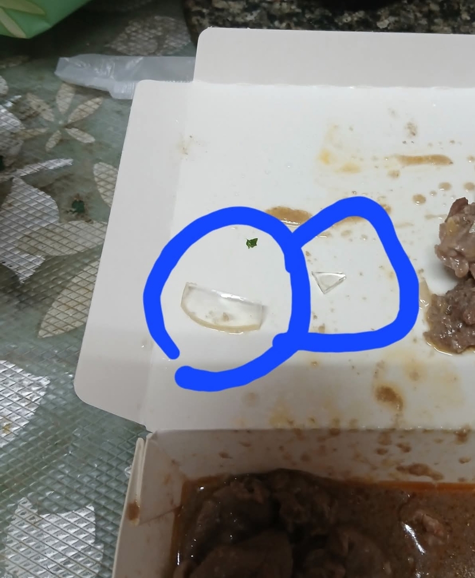 漾新聞|高雄炒羊肉驚見異物!民眾怒貼臉書控訴恐怖晚餐經驗