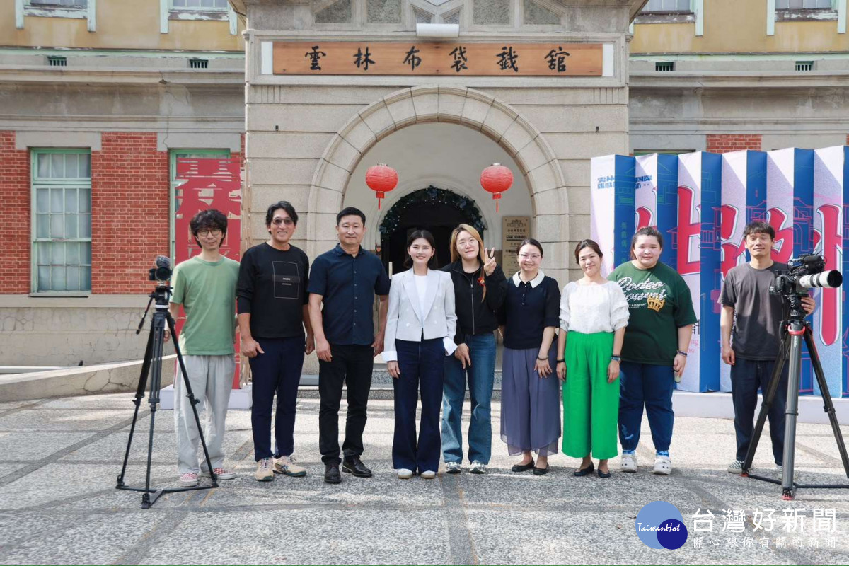(2023年)雲林國際偶戲節主視覺榮獲2025年德國iF設計獎,近期更吸引韓國EBS(韓國教育放送公社)來台拍攝布袋戲專題/縣府提供