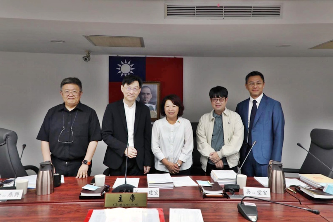 成功爭取北港路兩側開發案採個案變更續審 嘉義市長黃敏惠親自北上內政部都委會 助城市發展再向前行
