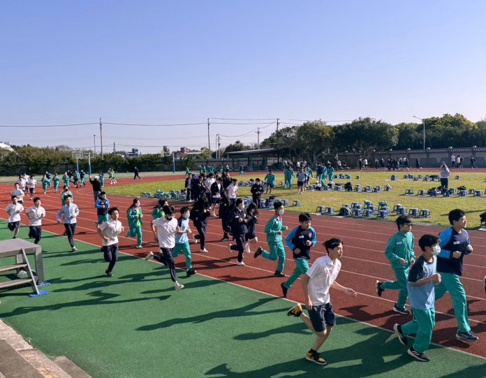 大崙國中培養校園運動風氣 創意環島活動帶學子跑出健康 65 135668 0