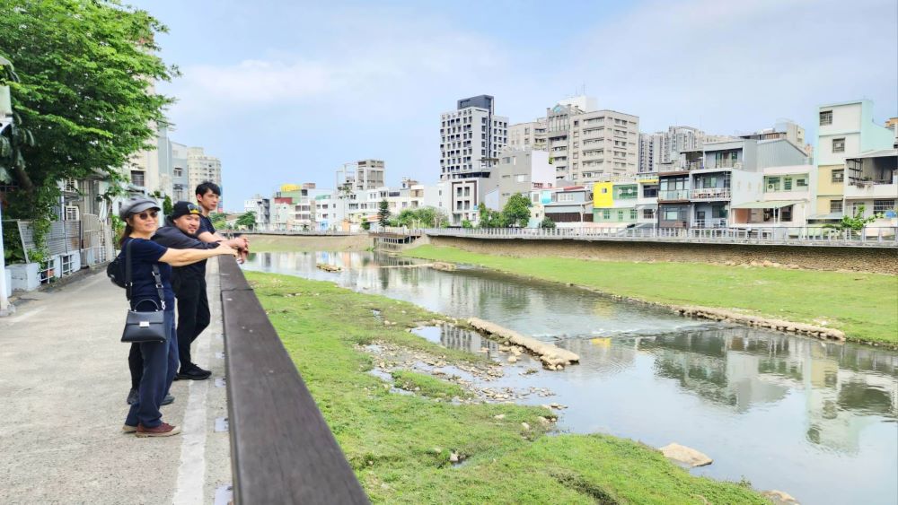 中壢老街溪彩繪公共藝術   開啟與環境共生共榮城市契機