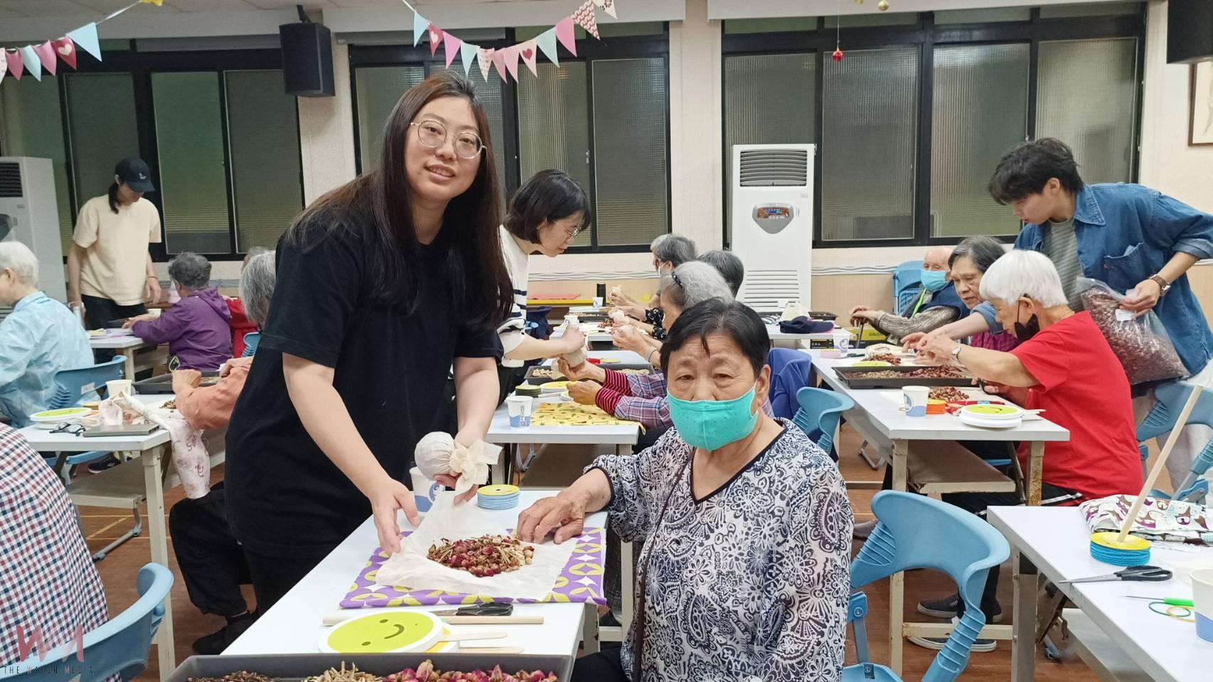 樂齡工作坊登場 春氣調息療癒身心 榮家長輩體驗五感放鬆 - https://www.watchmedia01.com
