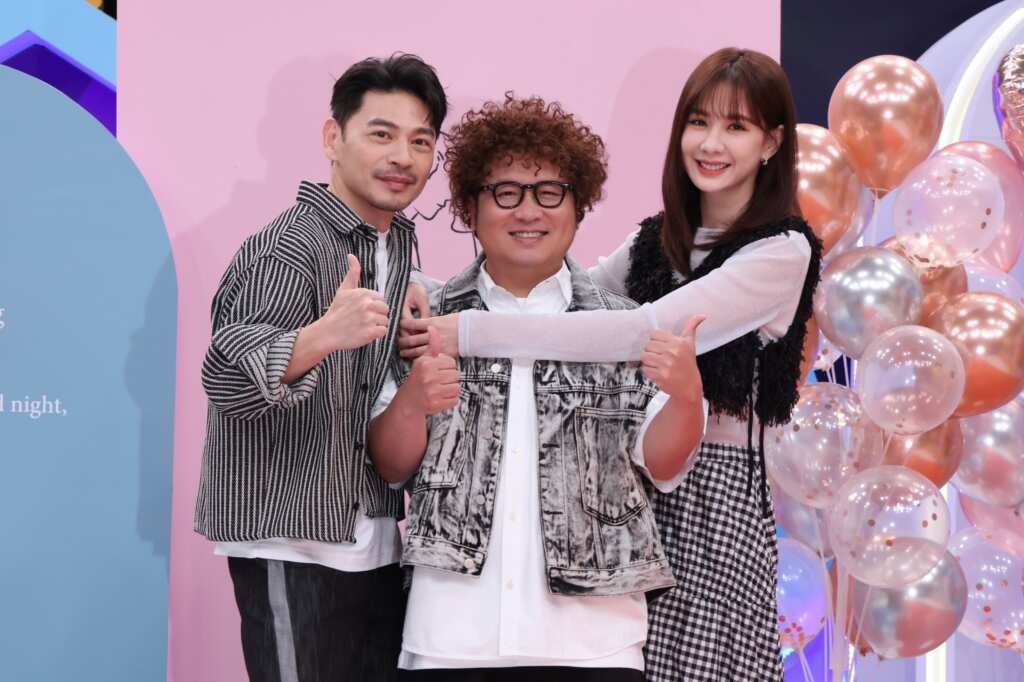 ▲《同學來了》主持人阿Ken、納豆 安心亞（中天綜合台提供）