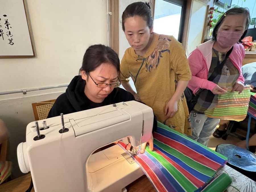 臺灣復古「茄芷袋」 移民署邀新住民手作懷舊又時尚
