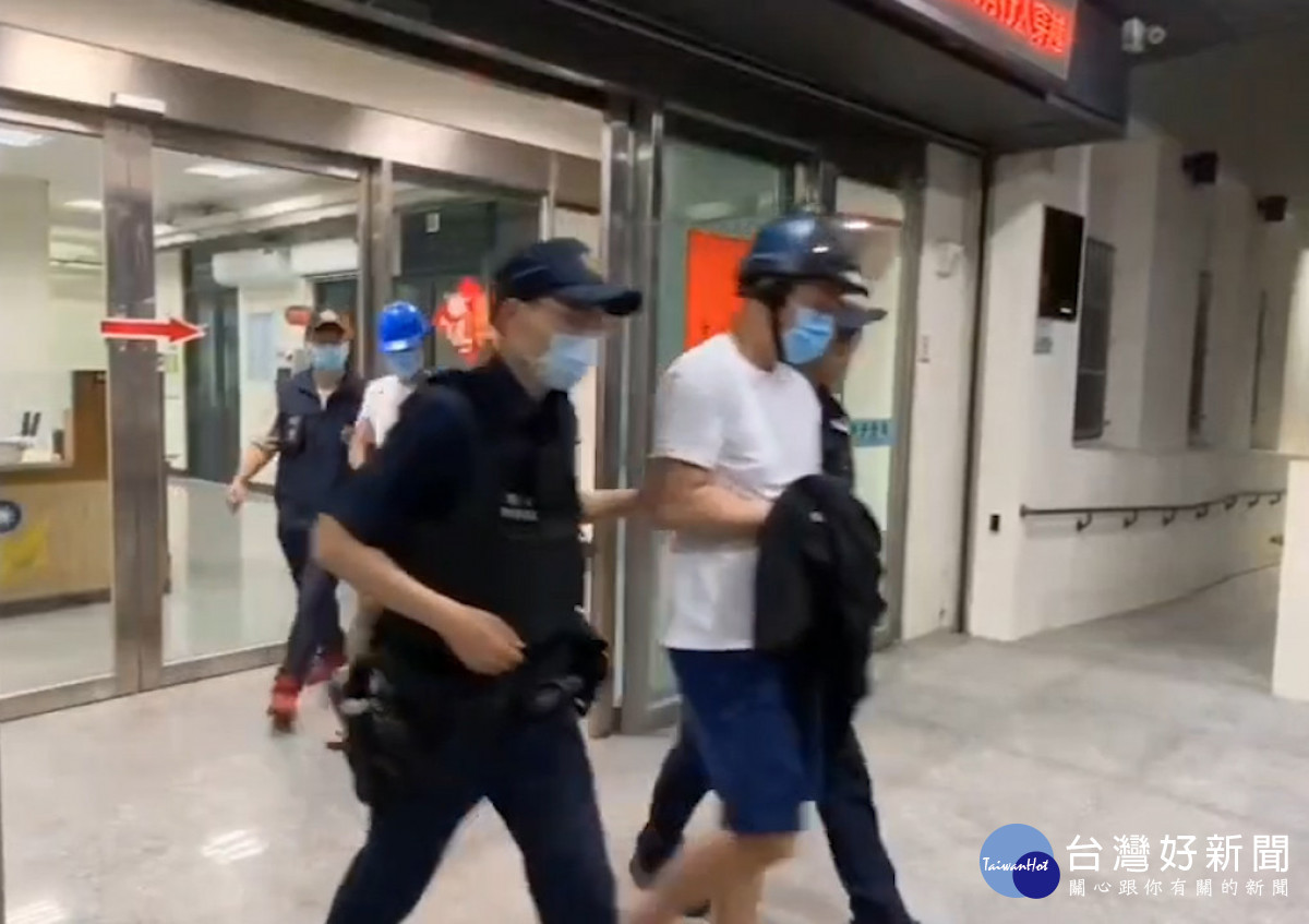 朴子警方查獲涉案兩嫌送辦／陳致愷翻攝