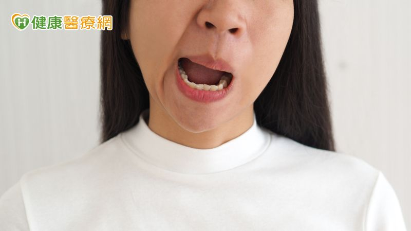 中年女臉部突歪斜不對稱　竟是「骨軟骨瘤」惹禍