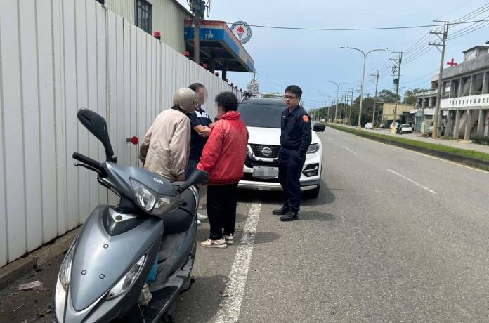 7旬翁全身無力趴在機車上 大園警揭原因 59 343168 0