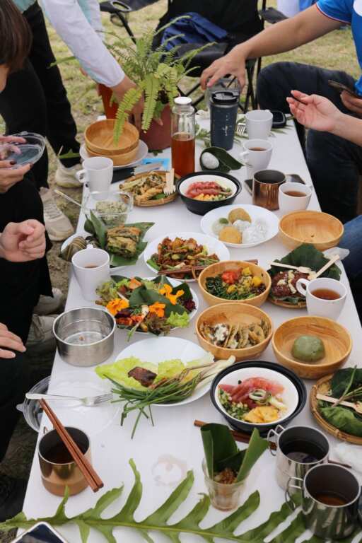 ▲最受居民與遊客喜愛臺東慢食節《採集餐桌：潮間流域篇》，於今(19)日到成功海濱公園登場，豐富的料理與活動，讓遊客體驗東海岸之美。（臺東縣農業處提供）
