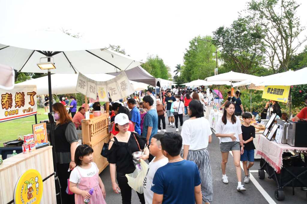 ▲彰化縣綠色飲食暨環境電影野餐日，結合淨零綠生活，減少820公斤碳排放。（彰化縣環境保護局提供）