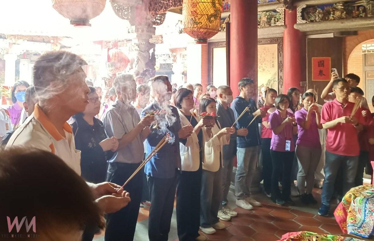 虎尾持法宮媽祖誕辰慶典盛大登場　張麗善製紅圓祈福並於石雕媽祖園區共沐神恩