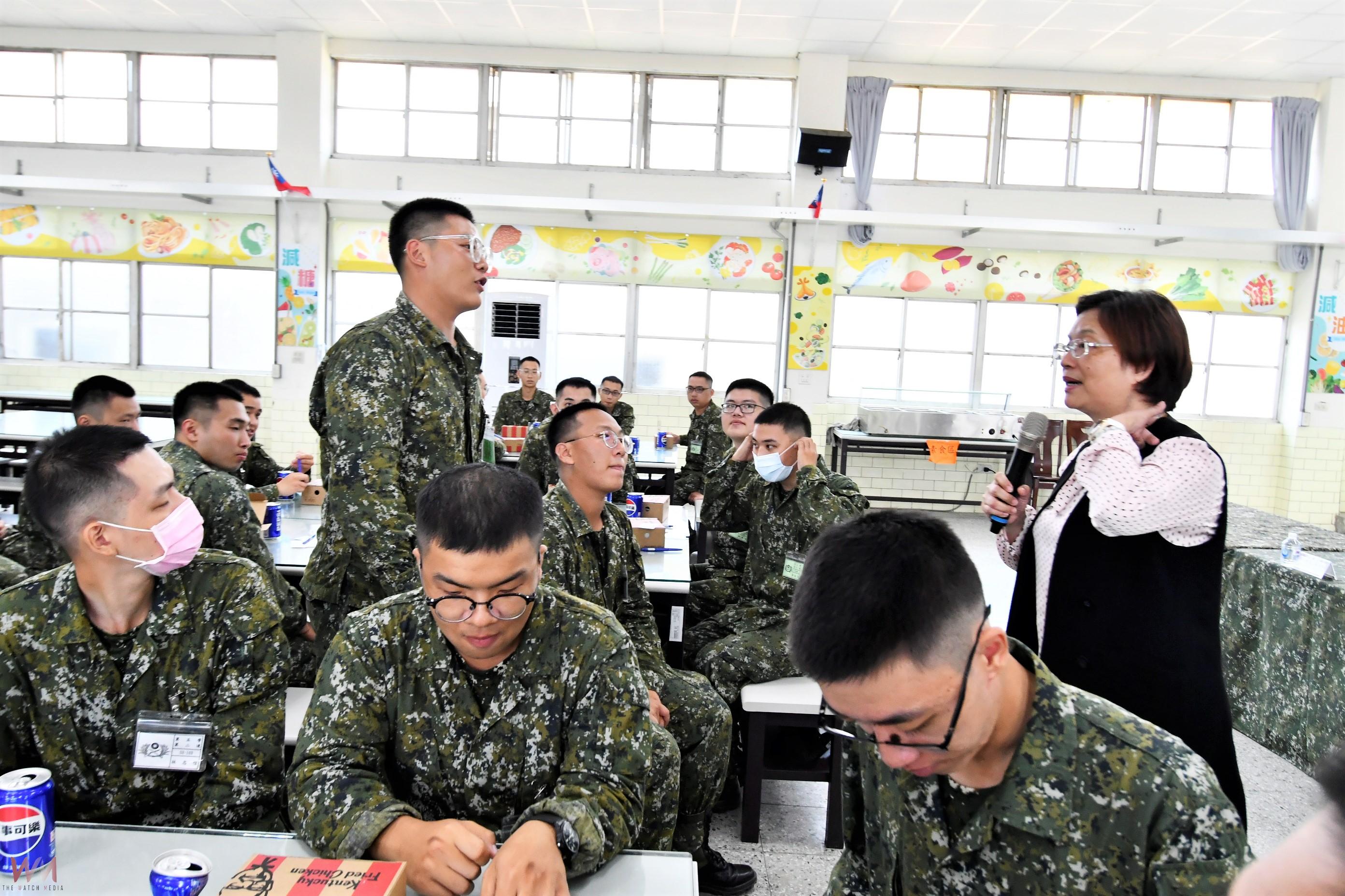 赴嘉義中庄營區關懷81位子弟兵　王惠美勉勵立志向保平安