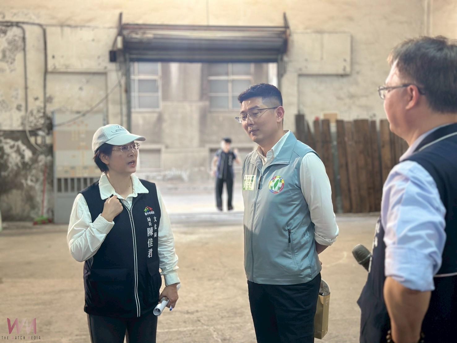 市議會教育文化委員實地參訪台中菸葉廠 共議歷史場域活化新契機 - https://www.watchmedia01.com