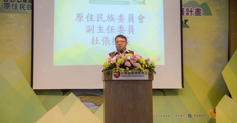 可能是 1 人和文字的圖像