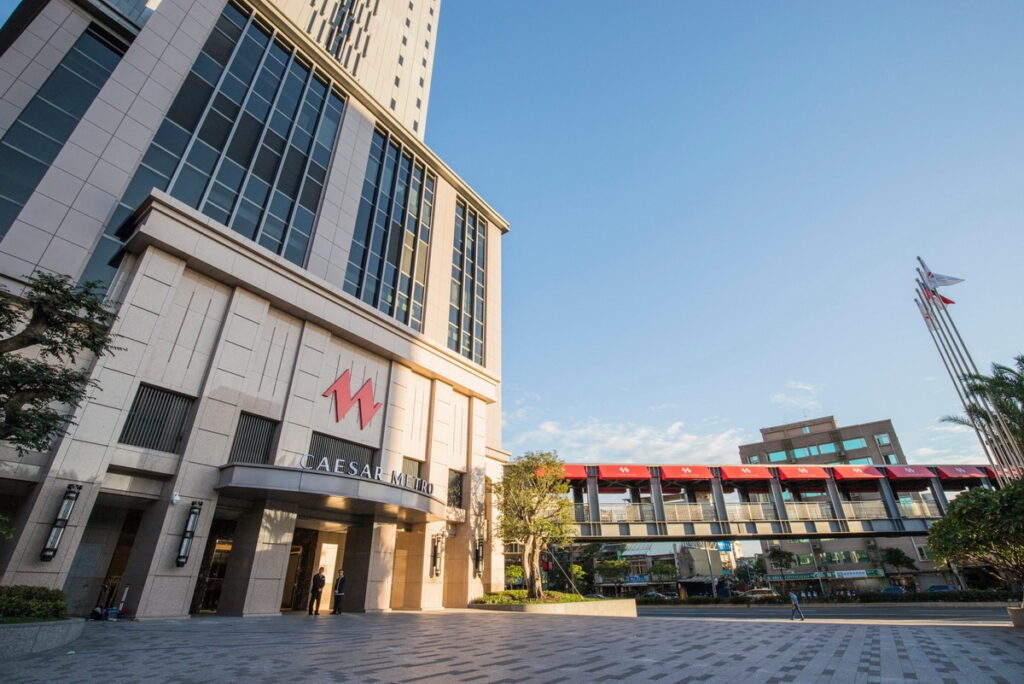台北凱達大飯店於5月17日至5月30日推出「世壯運.SHOW出極限」系列活動,全館祭出選手專屬禮遇、餐飲折扣優惠,並加碼推出抽獎活動,熱情歡迎選手與應援民眾共襄盛舉。 圖/台北凱達大飯店提供