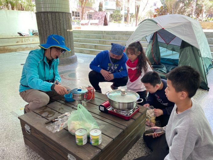 422世界地球日!龜山自強國小推動無痕山林教育 學童體驗使用高山爐 84 137009 0 scaled