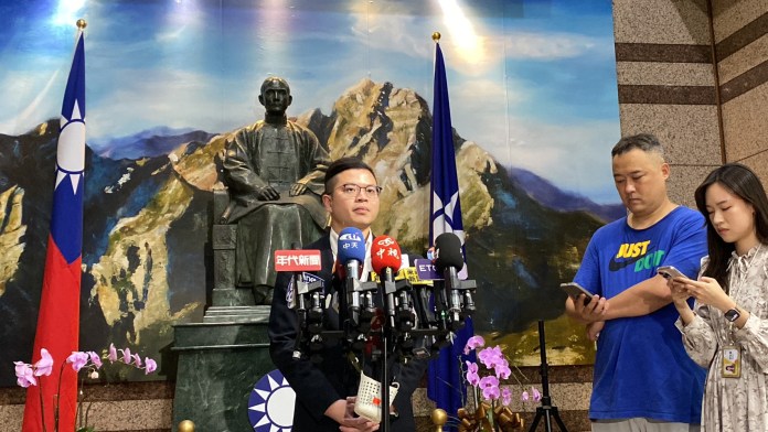 在野峰會登場 凌濤指賴政府1舉動「感受到民意沉重壓力」 50 S 22405195 0