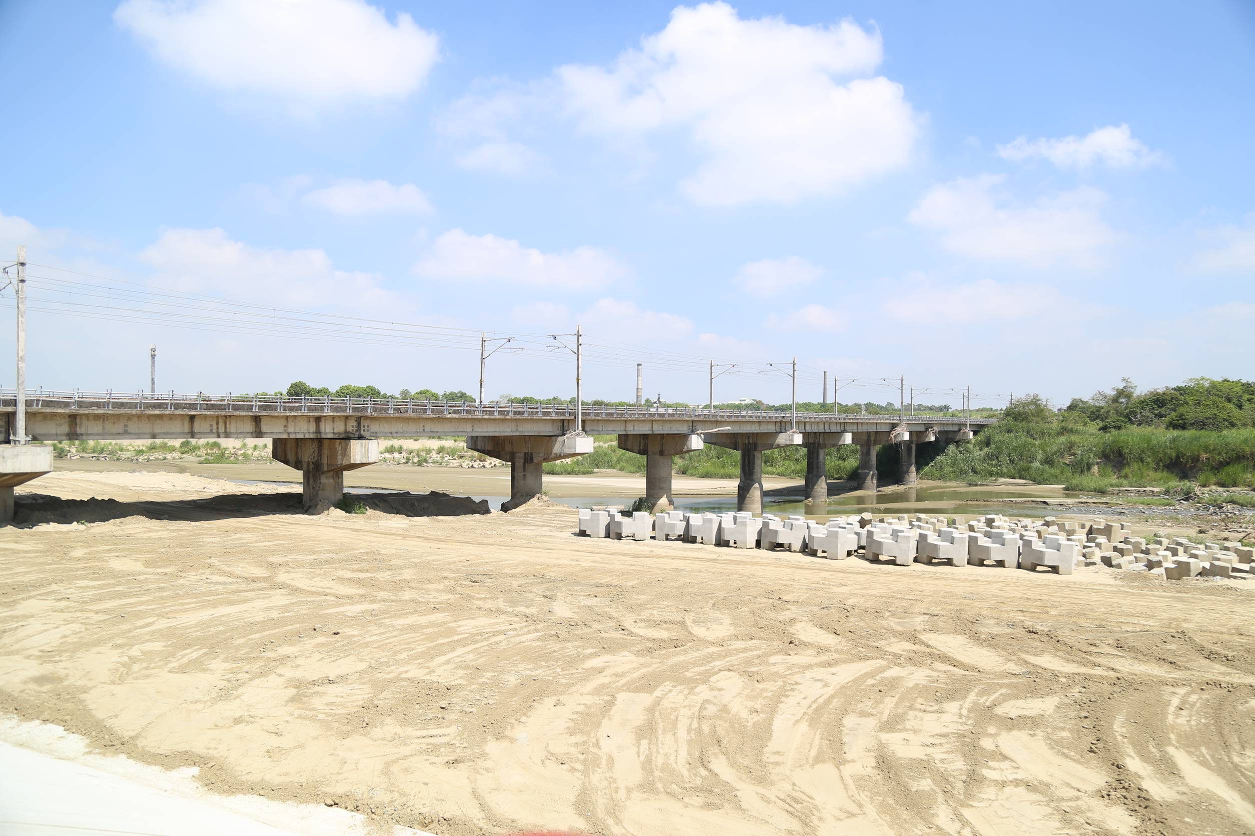 嘉市建請中央加速八掌溪疏濬　政務委員實地視察防汛整備