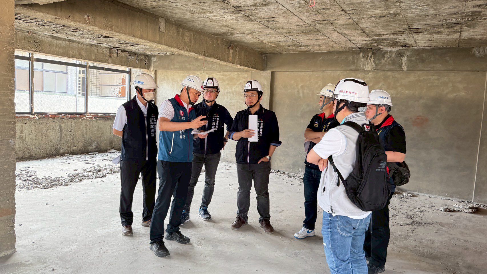 台中都發局完成清水老舊建物塌陷物清除　感謝鄰地地主、里長及清水公所協助