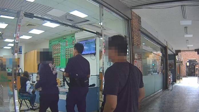 網戀竟成詐騙陷阱!女子欲拿房產抵押投資 幸家人即時報警阻止 54 2140236 0