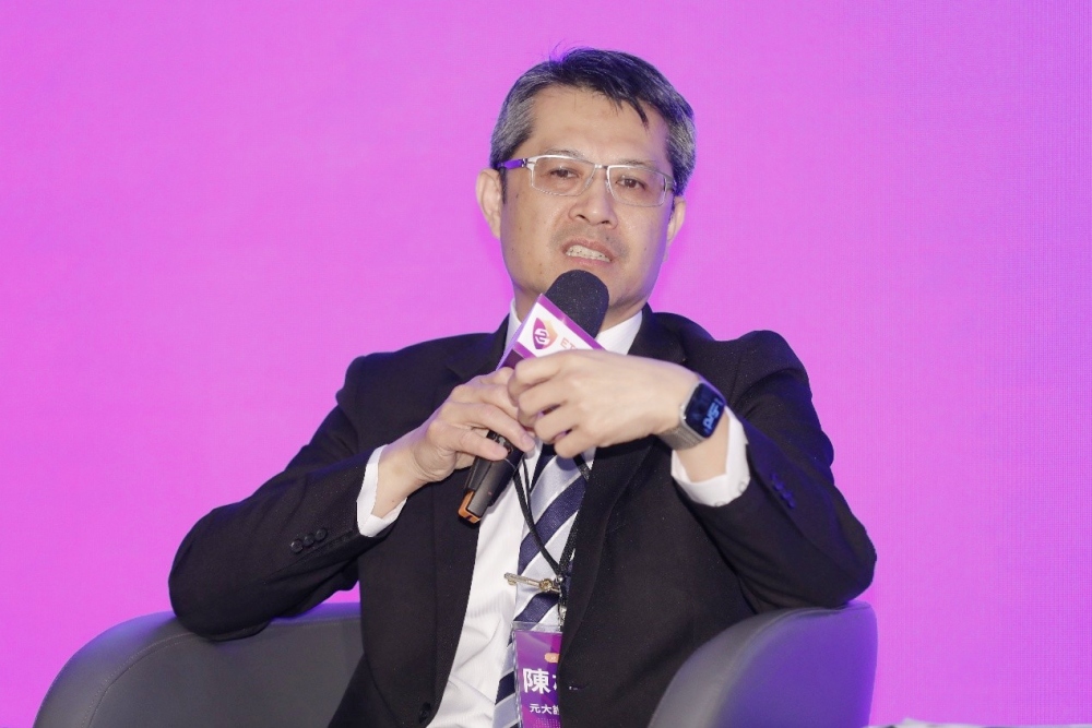 ▲元大金控代表元大證券資安長陳松春在圓桌論壇上,特別針對當前非常嚴重的投資詐騙問題提出警示。(圖/業者提供)