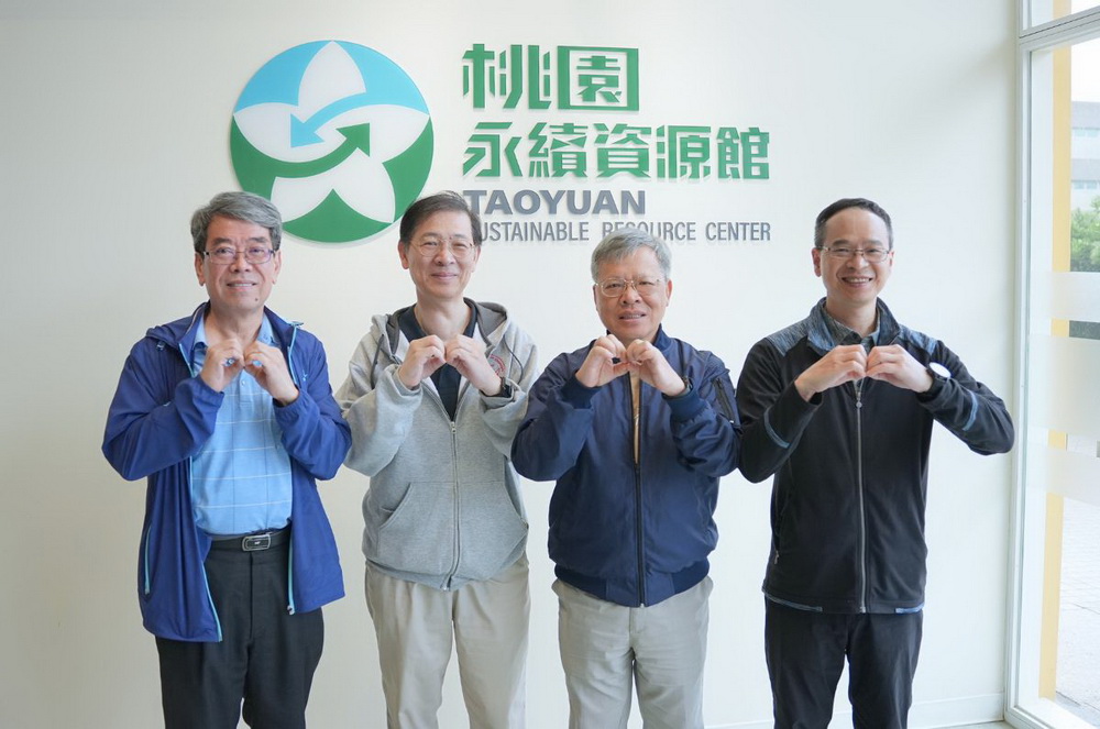 響應世界地球日 中央大學淨灘為海洋生態永續盡一份心力 - https://www.watchmedia01.com