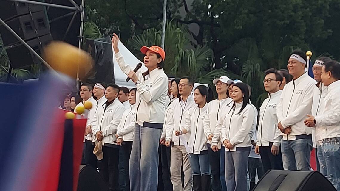 柯志恩率高雄議員北上凱道!怒吼反綠共戰獨裁。