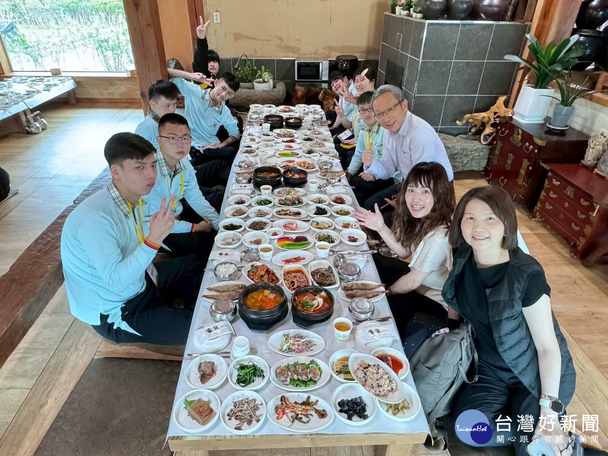 韓式餐飲體驗。(特教學校提供)