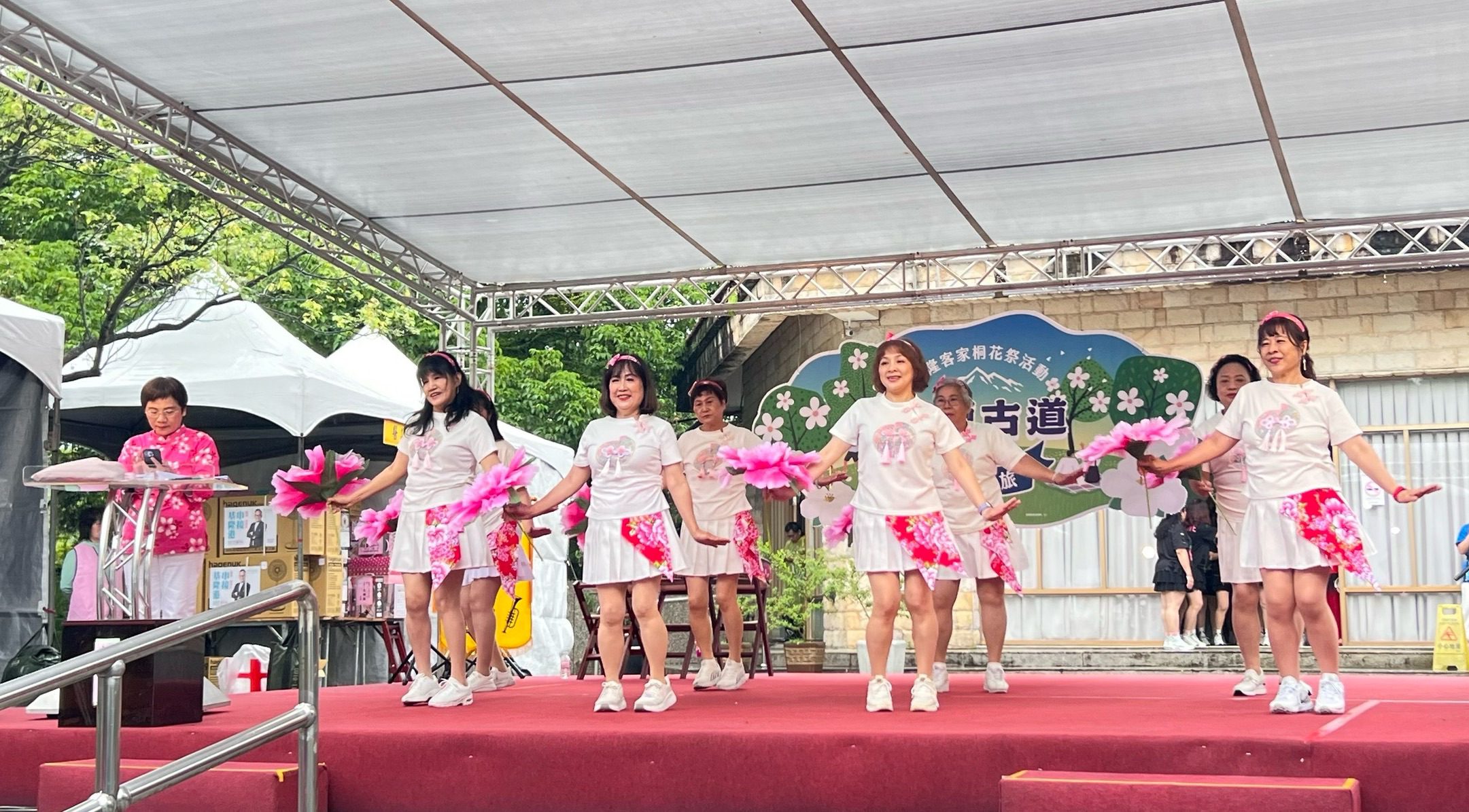 基隆桐花祭邀你漫步花海 體驗最純粹的客家精神