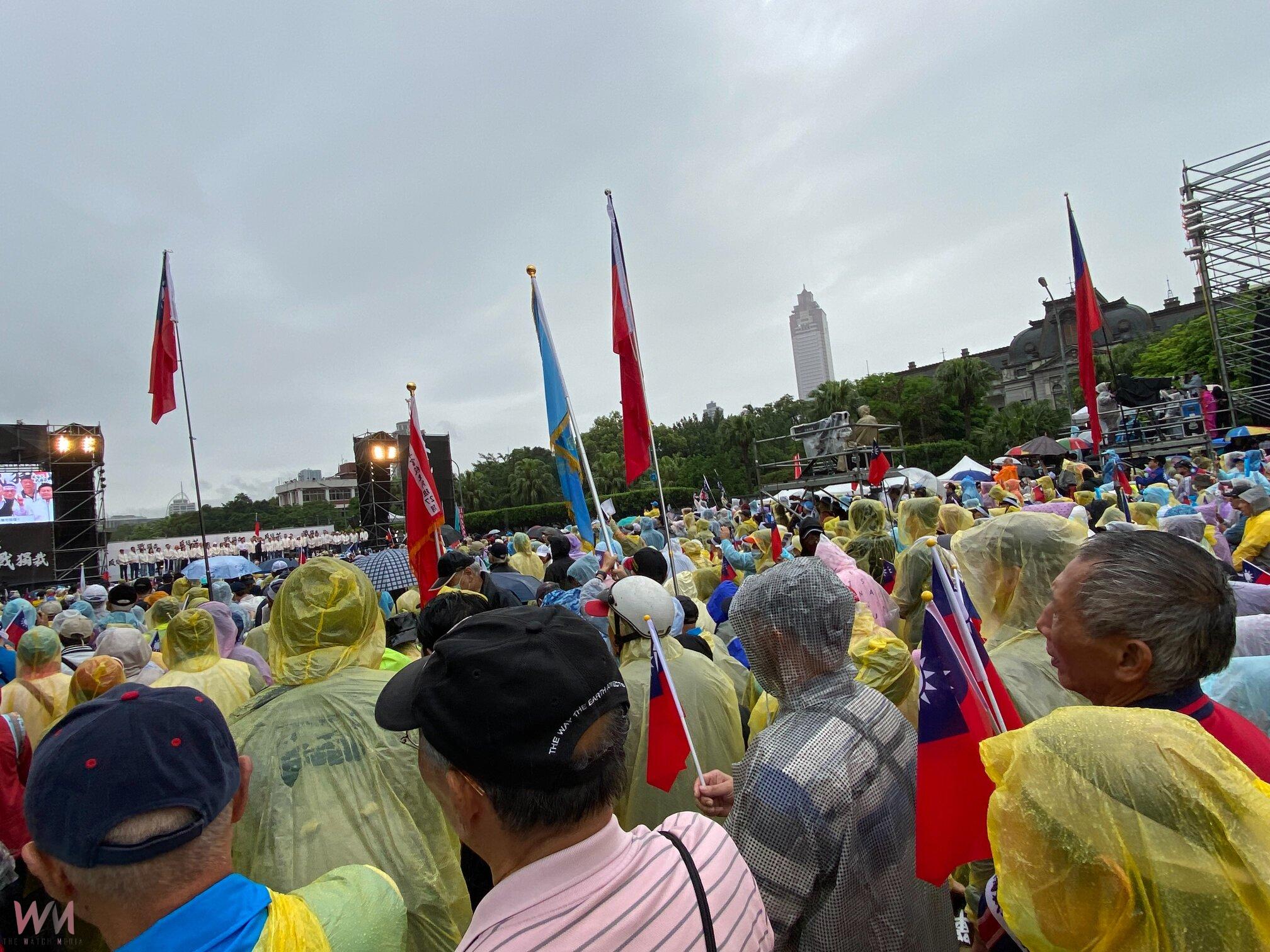 20萬人凱道齊聚抗議 藍白領袖批民進黨濫權打壓 在野怒吼「賴清德下台!」 - https://www.watchmedia01.com