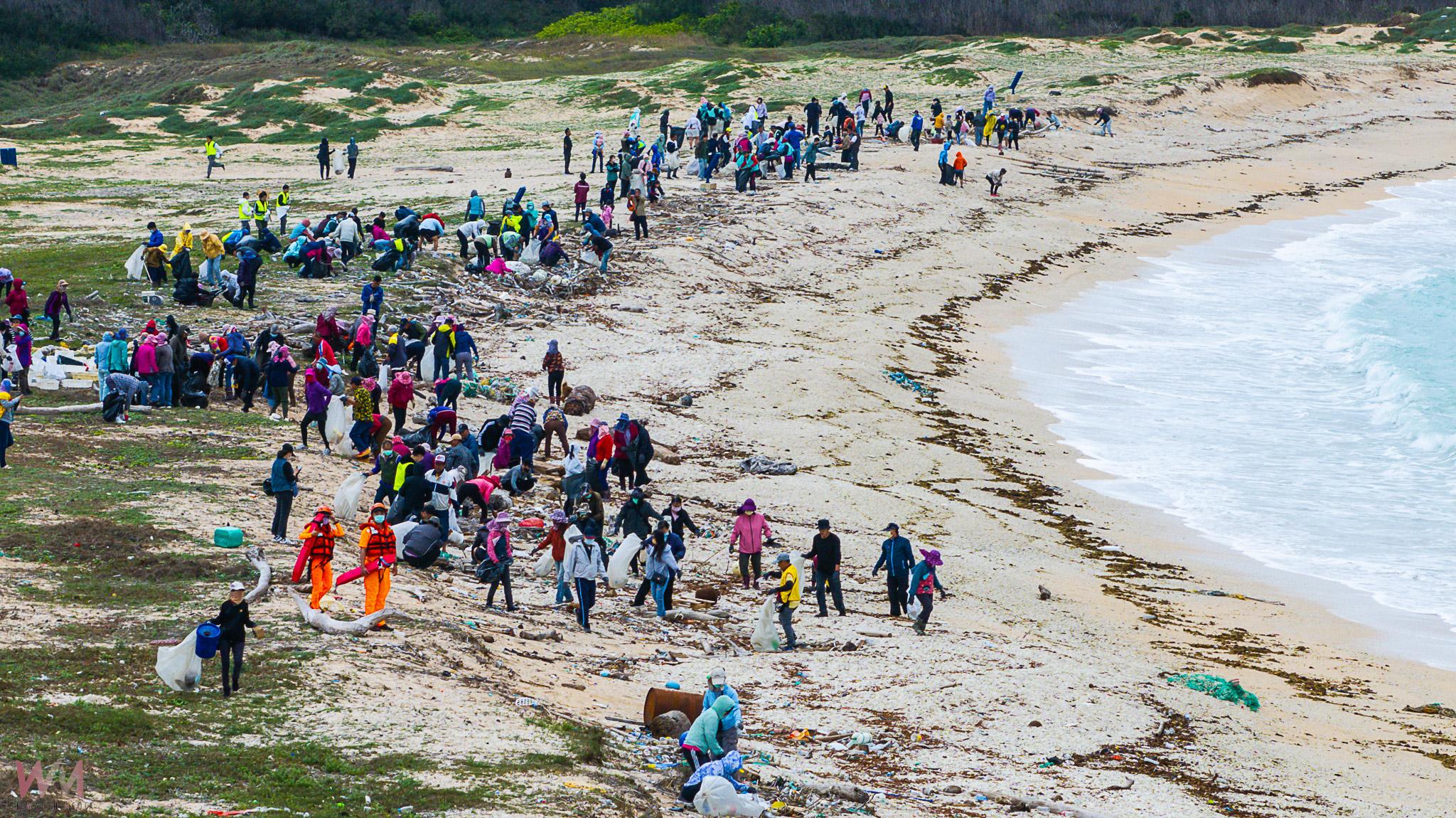 響應世界地球日 澎湖800人熱血春季大淨灘 為地球盡一份心力 - https://www.watchmedia01.com