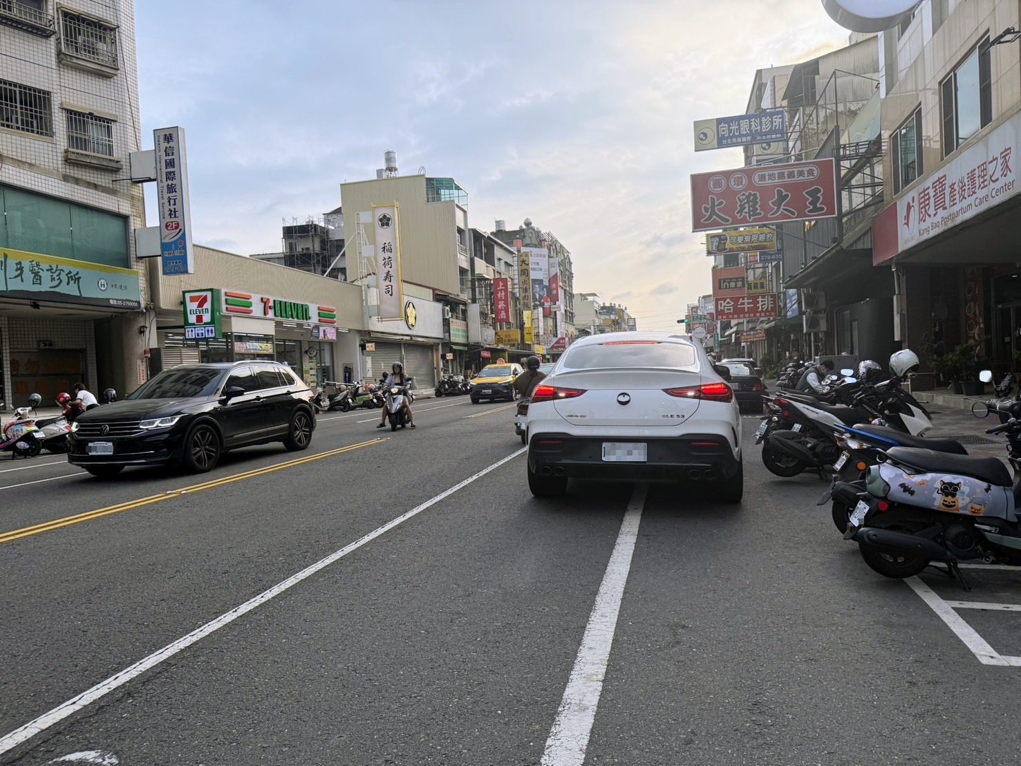 嘉義市連續3起交通事故　市府提醒違停也有肇責