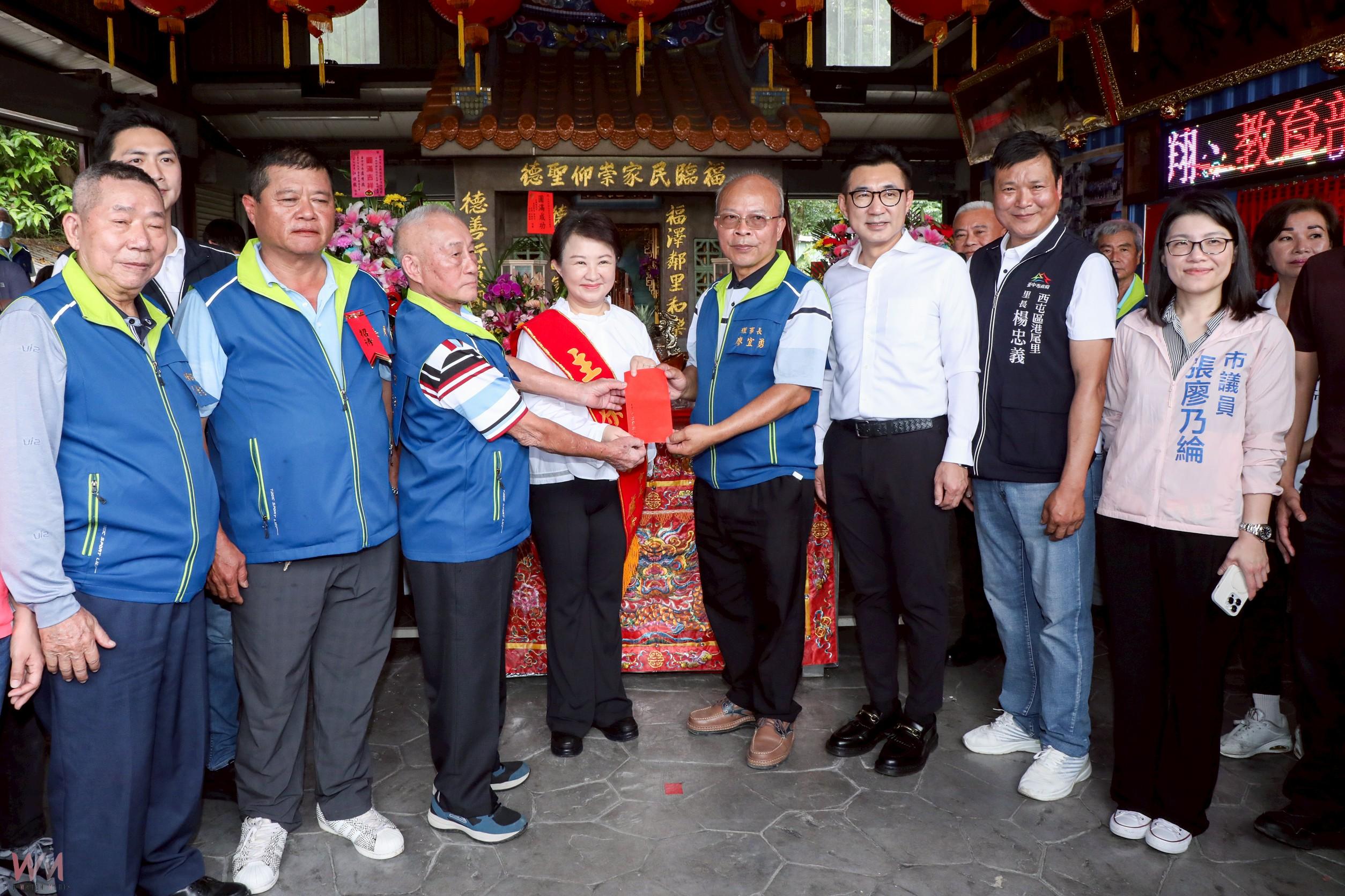 百年港尾永興福德祠廟地回歸法人名 盧秀燕贈匾「百年福德正神」祝賀 - https://www.watchmedia01.com